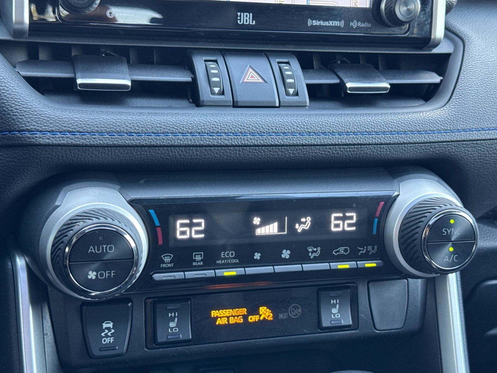 2019 Toyota RAV4 Hybrid XSE