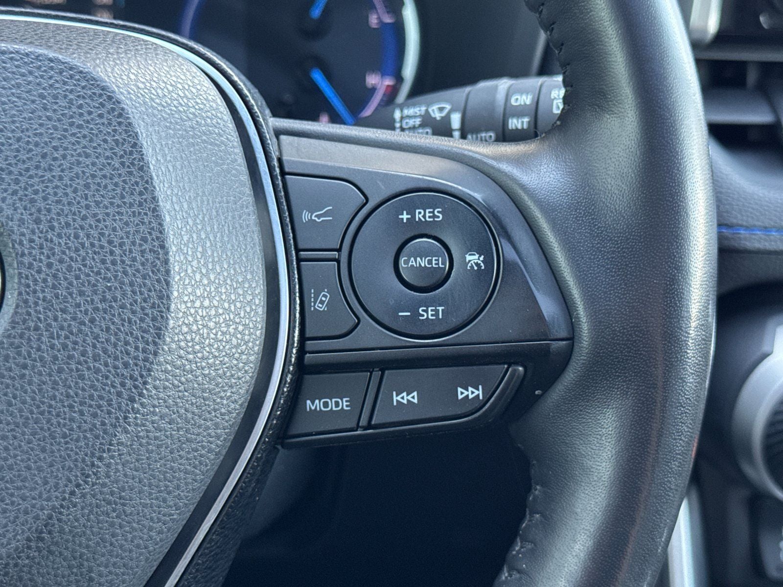 2019 Toyota RAV4 Hybrid XSE