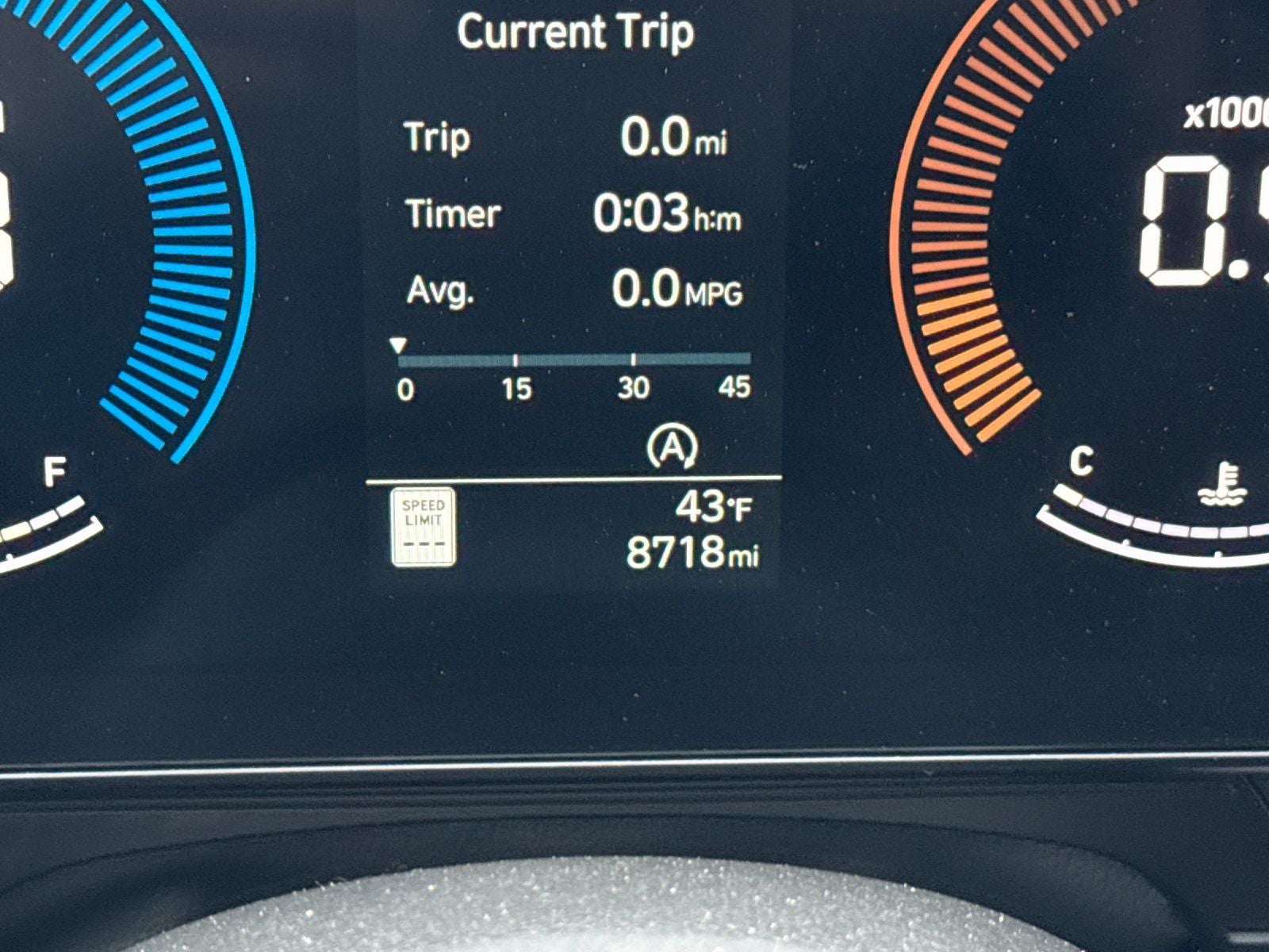 2025 Hyundai Kona SE