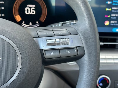 2025 Hyundai Kona SE