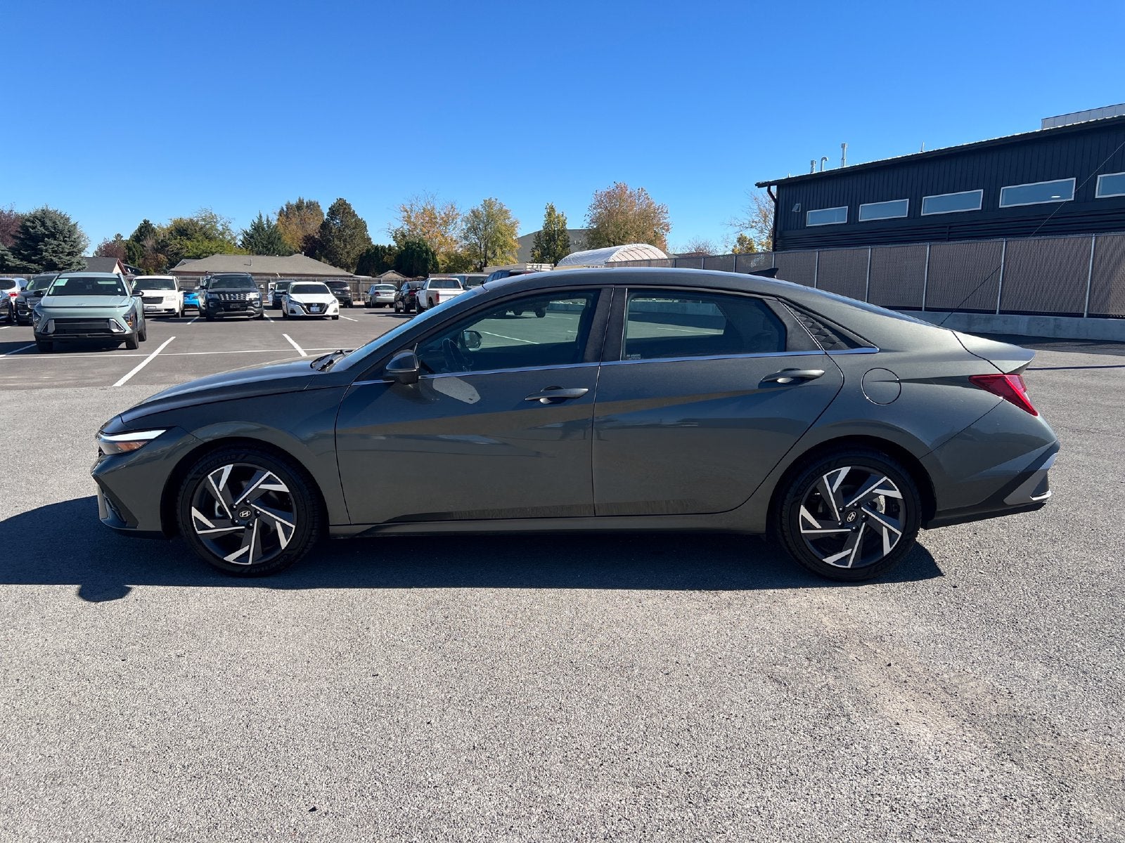 2024 Hyundai Elantra Limited